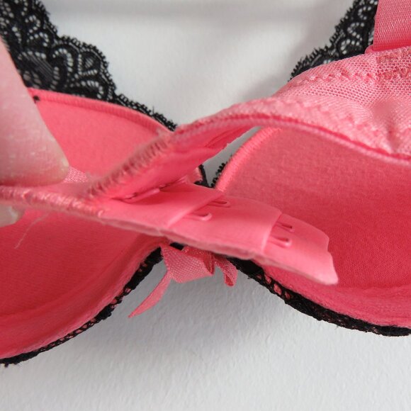 THE LITTLE BRA COMPANY Lucia Floral Lace Push Up Bra Licorice Raspberry 28B NWT - Picture 9 of 13